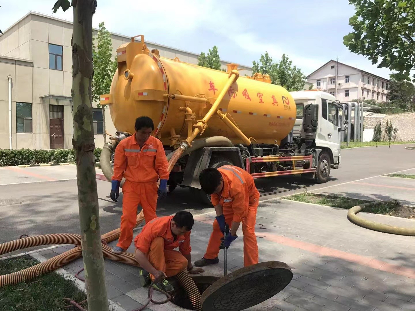 西华化粪池清理与5-8吨吸粪车施工效率分析